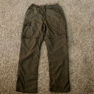 Medium mens camouflage green cargo pants